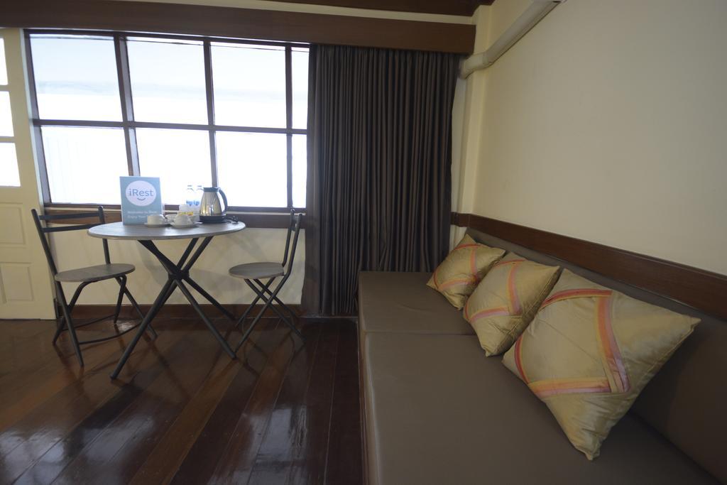 Irest Ao Nang Seafront Vandrehjem Eksteriør billede