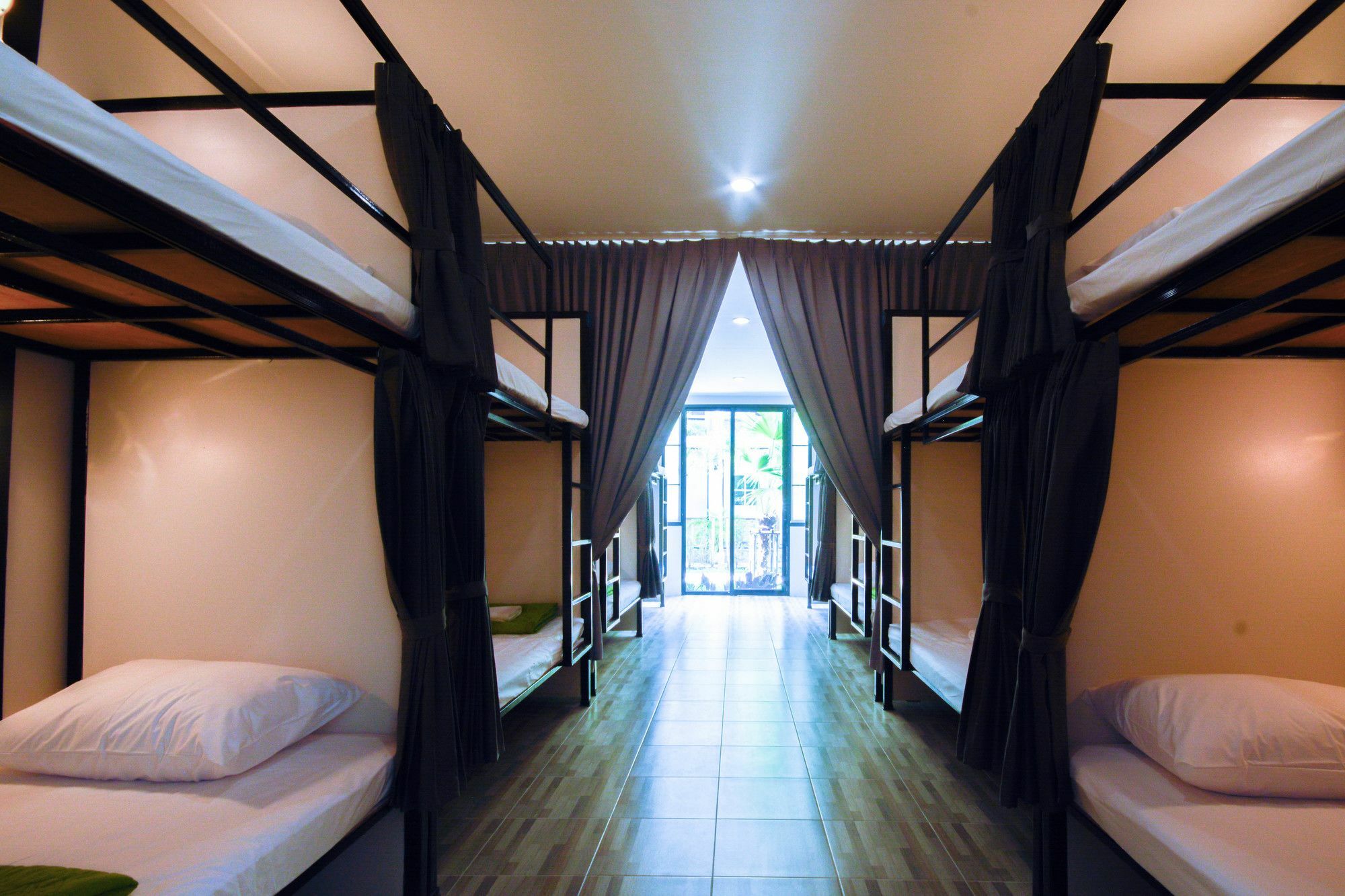 Irest Ao Nang Seafront Vandrehjem Eksteriør billede