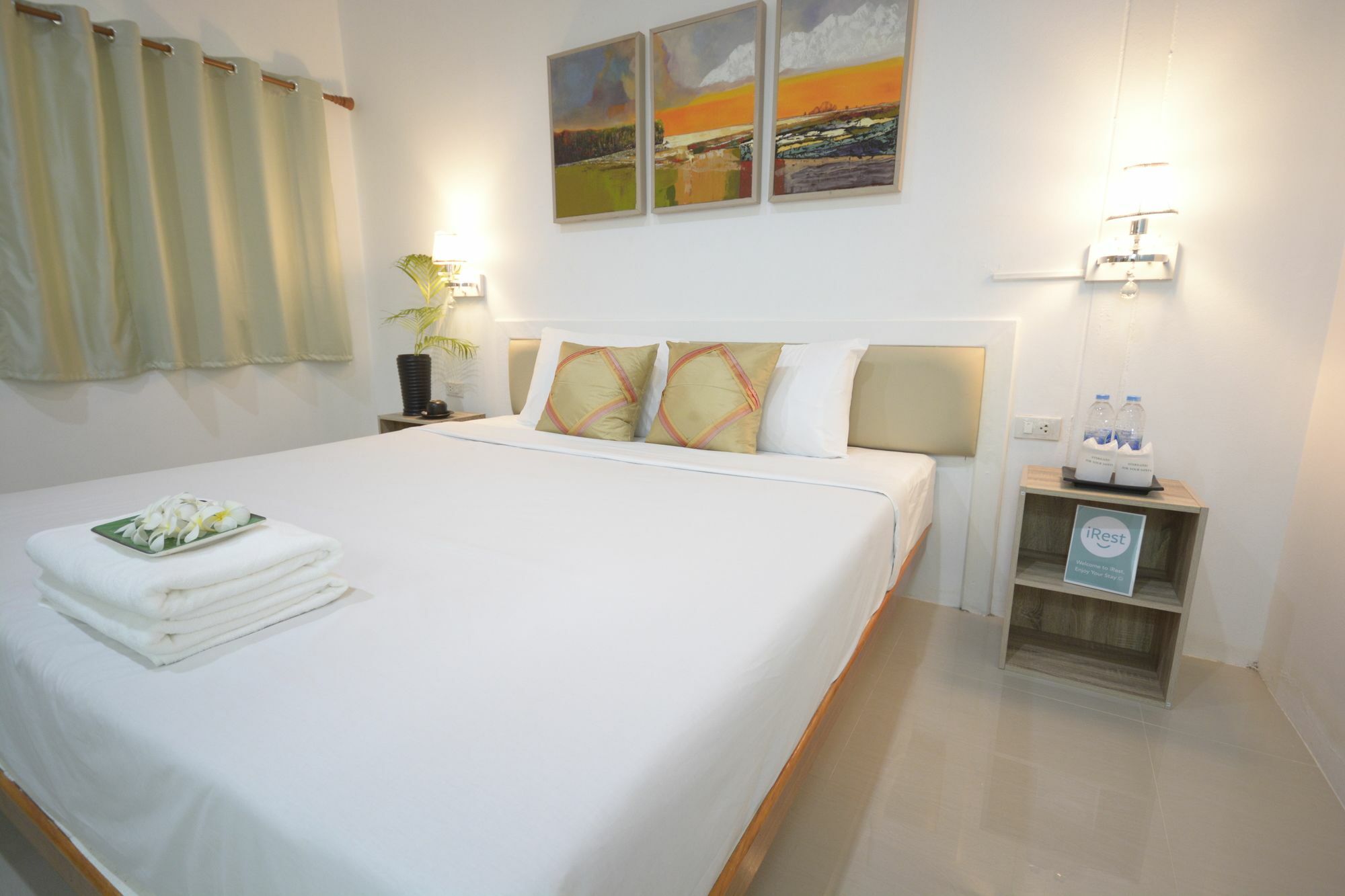 Irest Ao Nang Seafront Vandrehjem Eksteriør billede