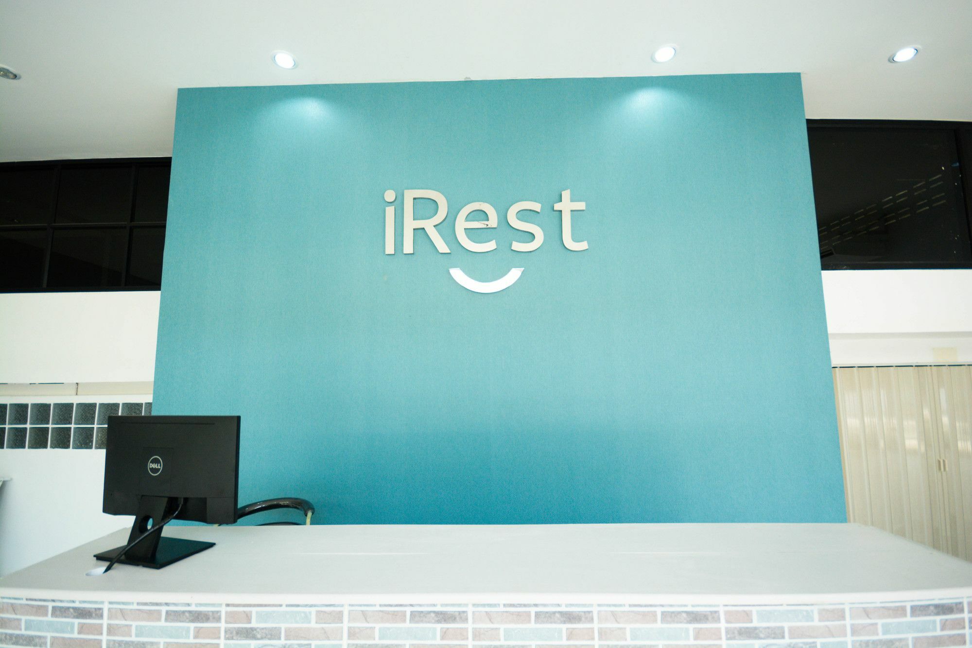 Irest Ao Nang Seafront Vandrehjem Eksteriør billede